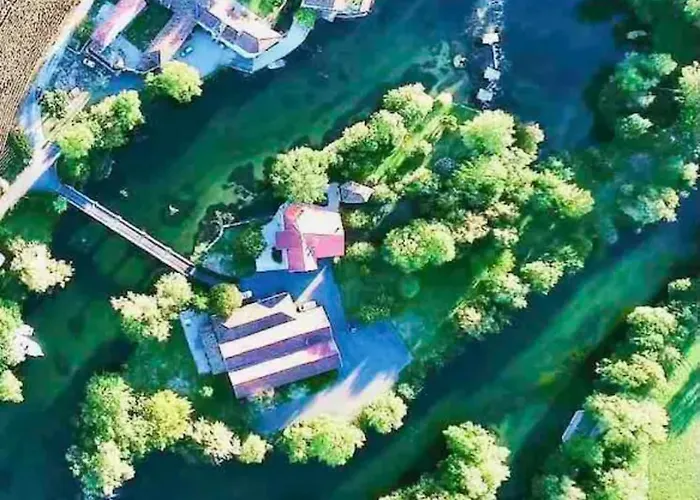 Ile De Malvy